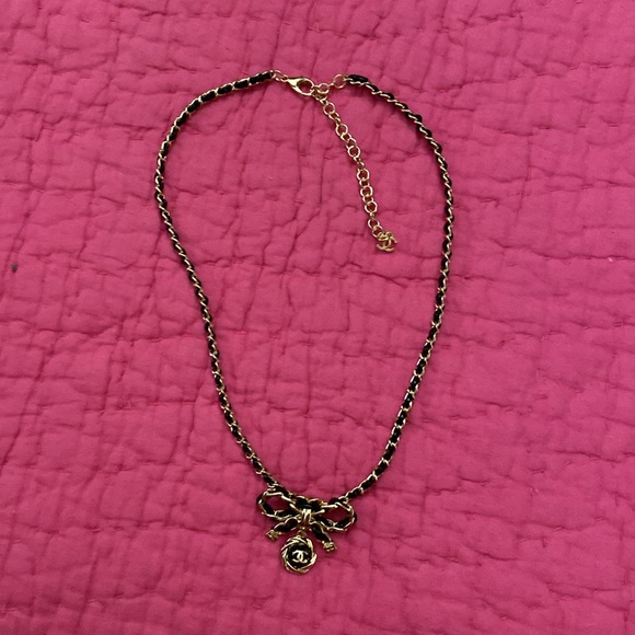 Chanel necklace - Picture 1 of 6